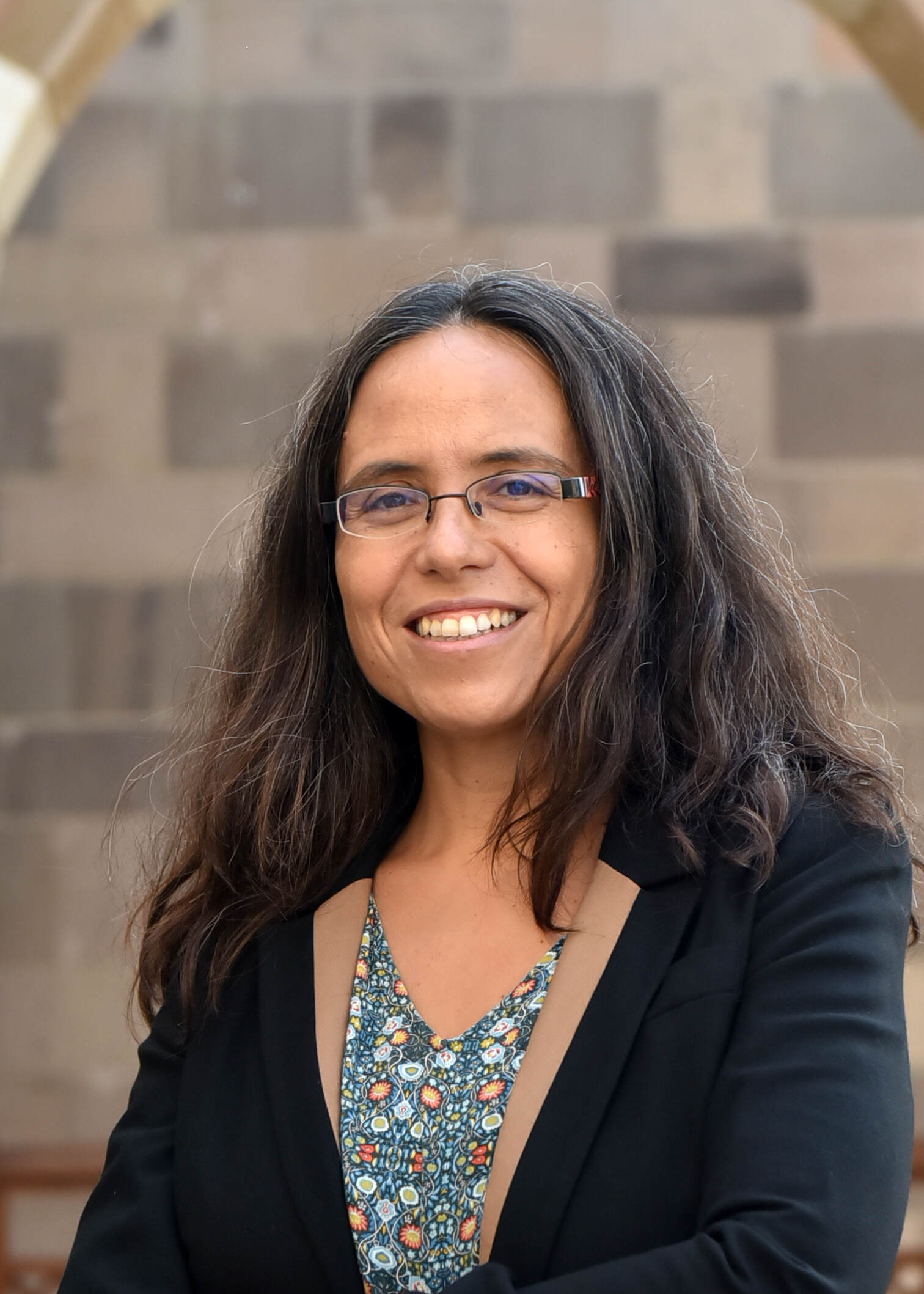 Headshot of Dina Heshmat, Associate Professor, Department of Arab and Islamic Civilizations