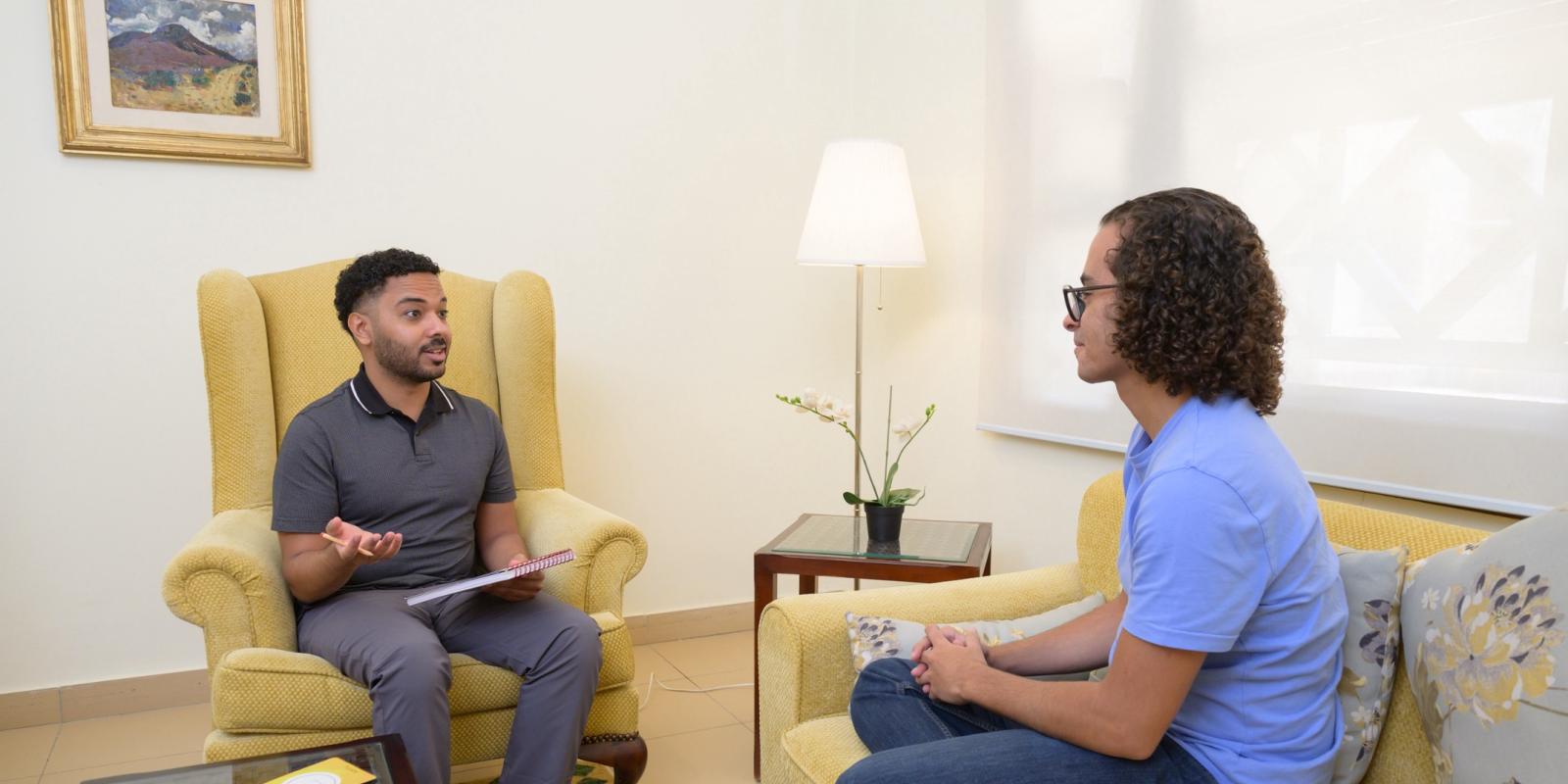 A one on One discussion between a student and a faculty member