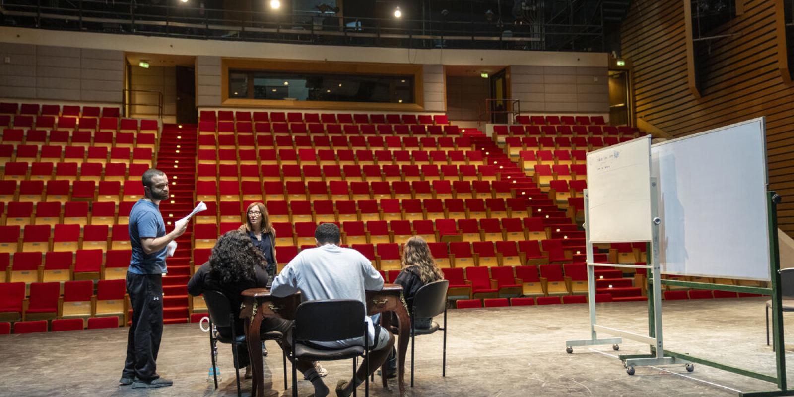 malak gabr theater